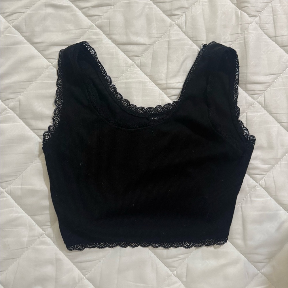 SHEIN Black Lace Trim Crop Top